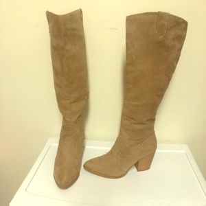 Western look taupe tall boots